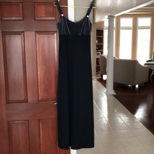 GORGEOUS Gown, Sleeveless, velvet top